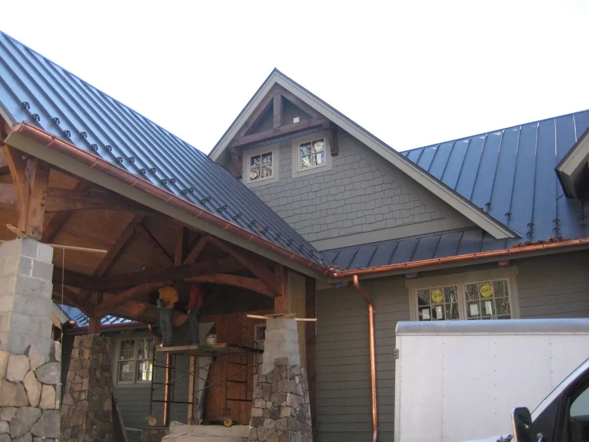 Craftsman Roofing team delivering quality roofing work in Pine Neck